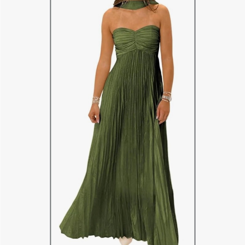 Elegant Green Strapless Maxi Dress